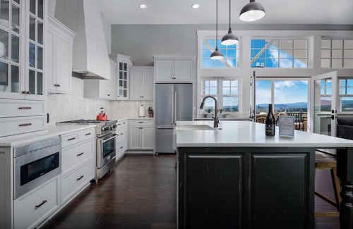 Yamhill House | Incredible New Farmhouse Above Vineyard on 80+ Acres w/Huge Deck & Ping Pong In Heated/AC Garage