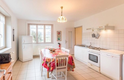 Breurey-les-Faverney Cottage | Independent house in old mill with pets allowed