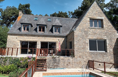 Crozon Apartment | Independent apartment - expectionnal sea view - swimming pool - 3 persons