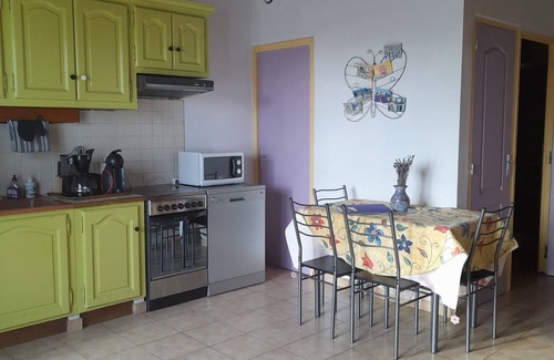 Moules Apartment | Independent apartment with terrace