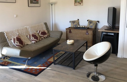 Saint-Emilion House | Independent house with swimming pool in the middle of the vineyards