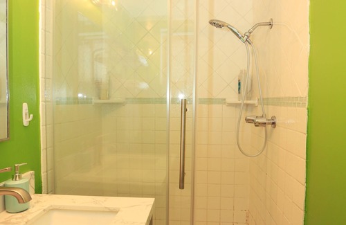 Covina House | Independent Suite