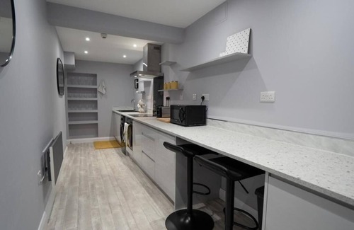 Ballycastle Apartment | Indigo Apartment is a quaint one bedroom apartment in the heart of Ballycastle.