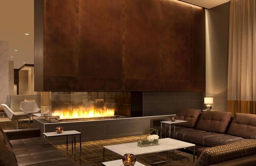 Downtown Minneapolis House | Indoor Pool, Superior King Room at Millennium Minneapolis