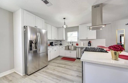 Pasadena House | Indulge in a Sensual Escape: 50 Shades of Grey