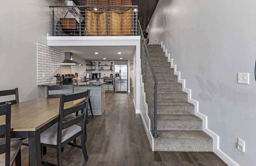 Barths Apartment | Industrial-Chic Loft | King Bed & Natural Light!