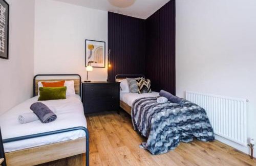 Old Trafford House | Industrial Design 4 Bed House