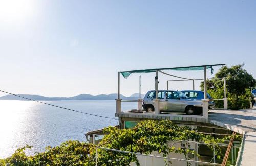 Lozica Apartment | Indy's Beach Apartments