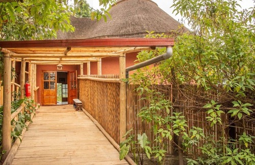 Kinigi House | Ingagi Lodge UNIT 8