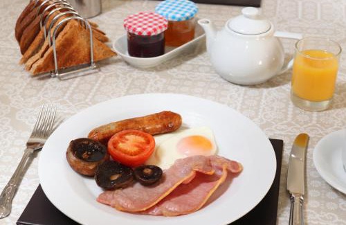 Kelso House | Inglestone House Guest House