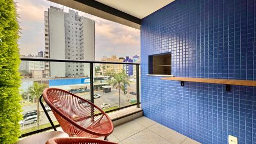 Campina do Siqueira Apartment | Ink Champagnat by UROOMS