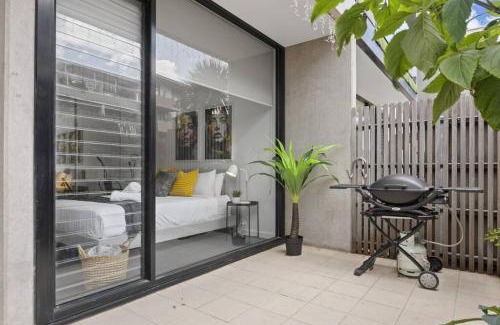 South Yarra Apartment | Ink Echelon Escape