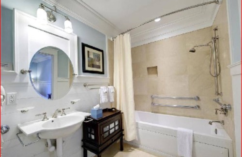 Mount Pleasant Bed & Breakfast | Inn at I'On, an Ascend Collection Hotel