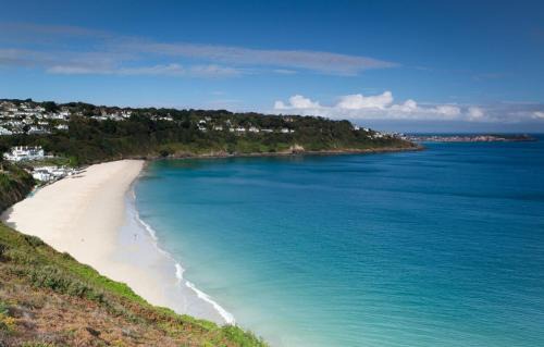 Redruth Hotel | Inn For All Seasons