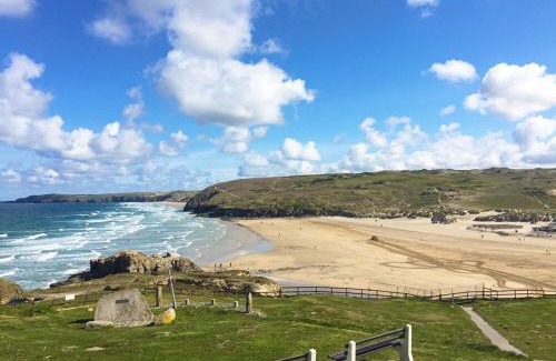 Redruth Hotel | Inn For All Seasons