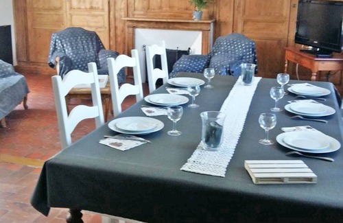 La Chapelle-du-Bourgay House | Inn La Chapelle-du-Bourgay, 2 bedrooms, 5 people