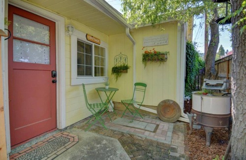 Jacksonville Cottage | Inn on 5th Cottage Suite!