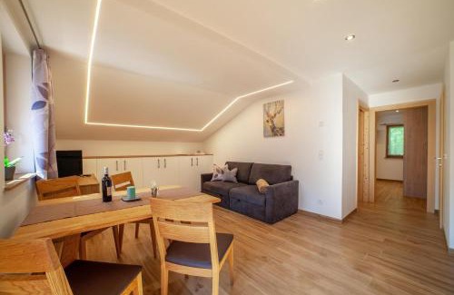 San Martino in Passiria Apartment | Innergasserhof Ferienwohnung Edelweiss