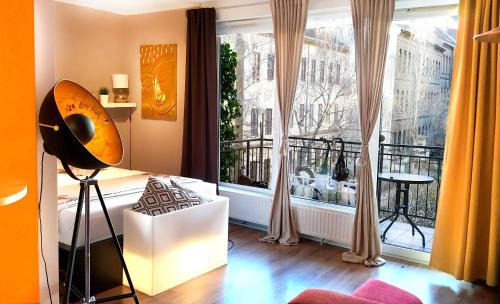 Belso-Ferencvaros Apartment | Inspirarta Studio