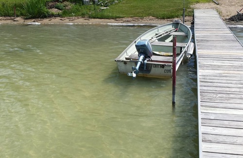 Central Lake Cottage | Intermediate Lake in Central Lake, Mi, Critts Cove Cottage