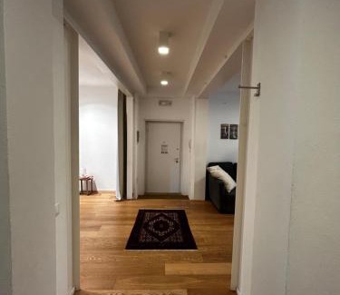 Ferrara Historic Centre Apartment | Interno4home: In centro storico con posto auto