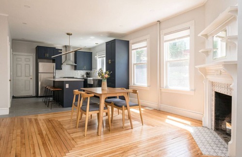 Parkside Apartment | Intown Wave | Modern Luxury in Downtown Portland