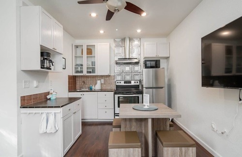Kenton Apartment | #InvestREPM Historic Kenton Guest House