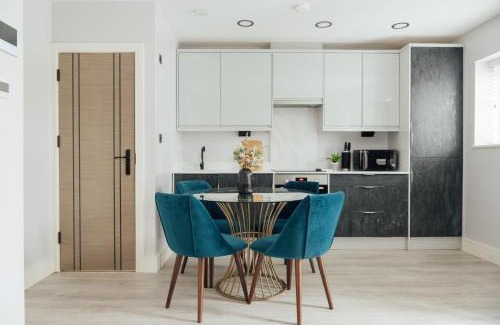 Dorking Apartment | Inviting 2 Bedroom House in Dorking