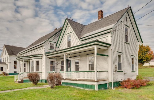Pittsburg House | Inviting and Spacious Vacation Rental in Pittsburg!