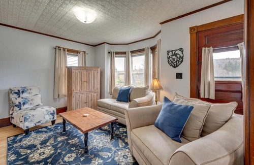Pittsburg House | Inviting and Spacious Vacation Rental in Pittsburg!