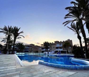 Universal Apartment | Iris Village