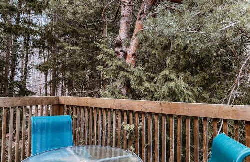Meaford House | Irish Mountain Suites