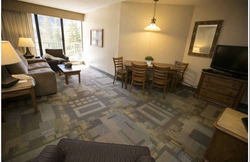 Salt Lake Mountain Resorts Cabin | Iron Blosam Lodge, Snowbird. 1/3-10/2026
