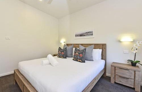 Pokolbin Villa | Ironbark Hill Villa 4 Novato