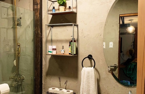 North Ironbound Villa | Ironbound Tiny Villa House
