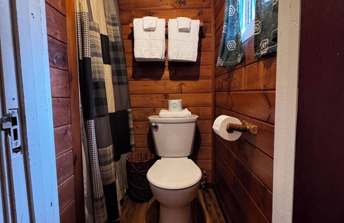 Lake Placid House | Iroquois Adirondack Cabin