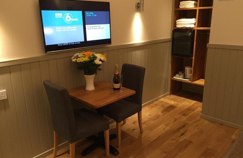 Irvine House | Irvine Bay