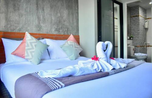 Bang Tao Apartment | Isayarada Apartment