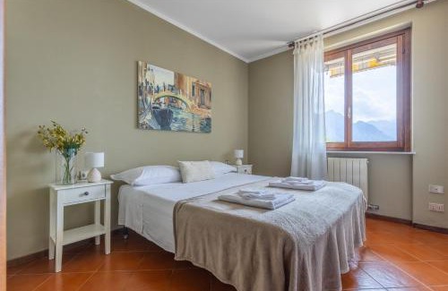 Riva di Solto Apartment | IseoLakeRental - Riva House