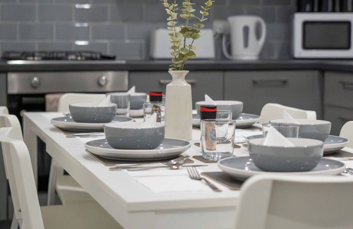 Barrow-in-Furness Apartment | Isimi Luxurious 4 bed 4 en -suite House Cumbria