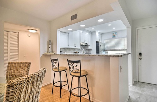 Casa del Mar Condo | Isla Del Sol Condo ~ 2 Miles to St Pete Beach!