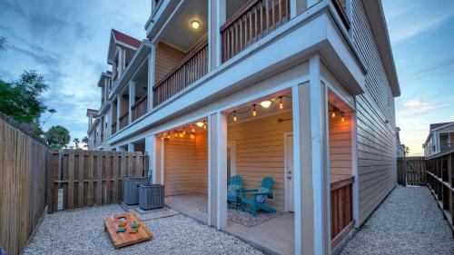 Cinnamon Shore House | Isla View by AvantStay Resort Pool Near Beach