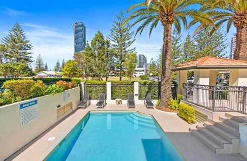 Broadbeach Apartment | Island Beach Resort