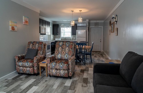 Spanish Wells Apartment | Island Breeze Spanish Wells with free Golf Cart Kayak & Paddle Board oct 2019