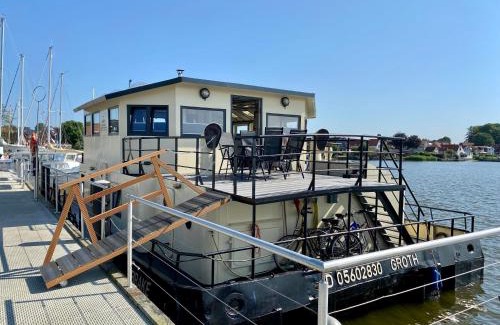 Schleswig House | Island-dreams Hausboote Groth & Rhin