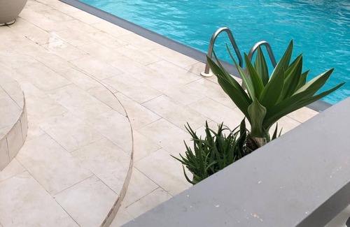 Rodney Bay Apartment | Island Guest Pass