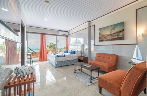 Caye Caulker Hotel | Island Magic Beach Resort
