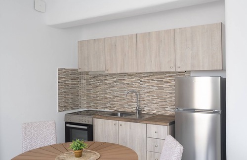 Plintri Apartment | Island Nest Mykonos Suite w Shared Pool