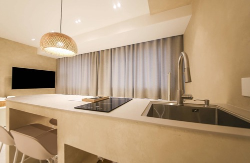 Downtown Apartment | Island Stay