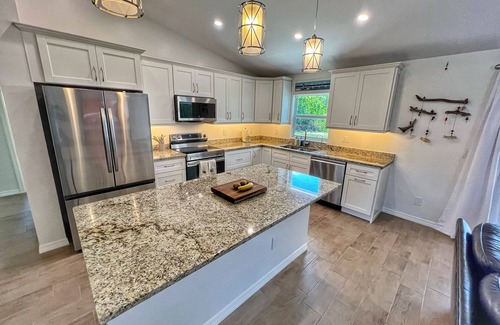 Pine Island Center House | Island Treasure! Brand new on an olde Florida island in the Gulf.